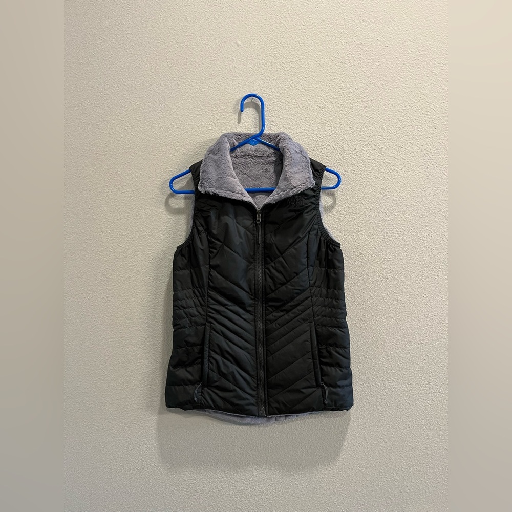 Black The North Face Reversible Fleece Vest